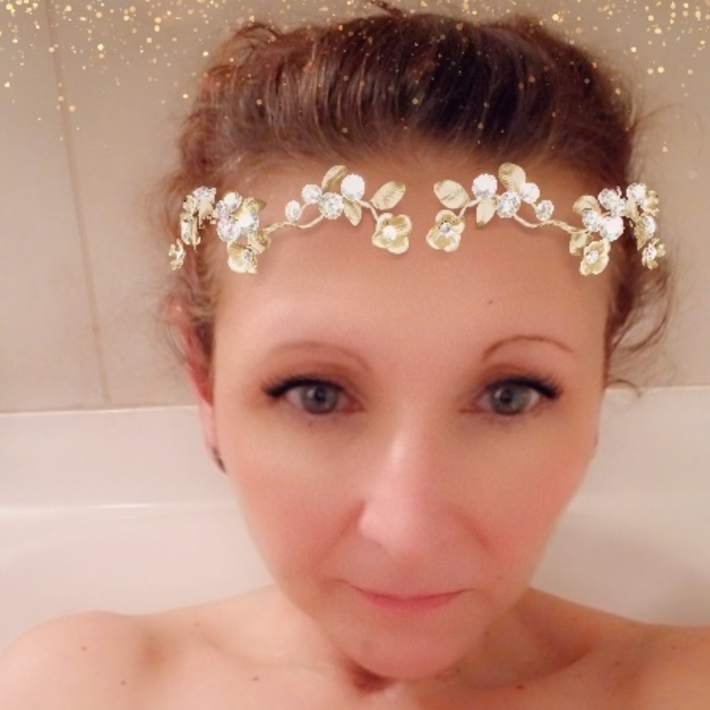 Meet your Posher, Robyn